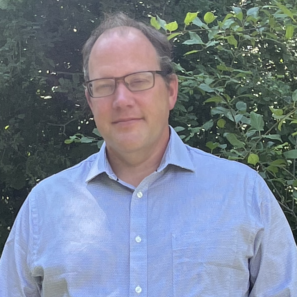 Author Scott Ross